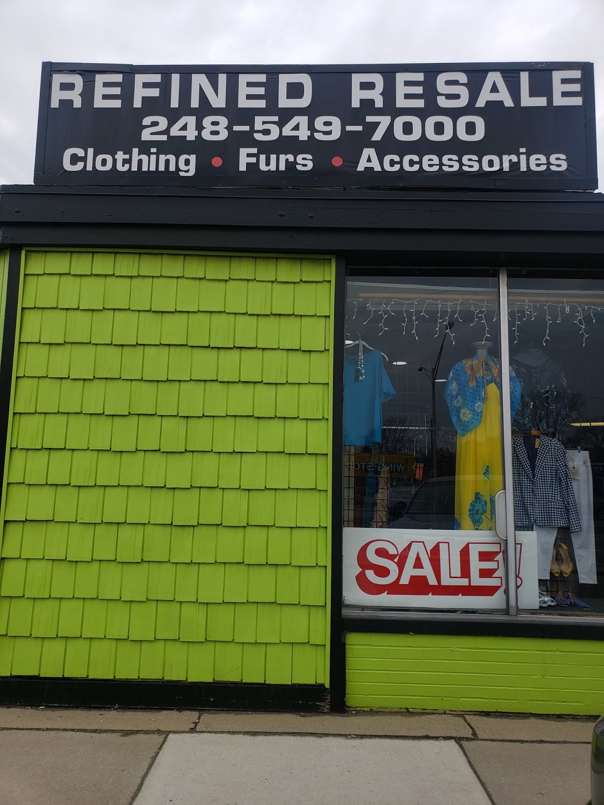 Hip In Detroit What's Up With All of Those Resale Shops on Woodward?