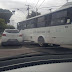 Colisão micro ônibus e carro na Alexandrino de Alencar com Fonseca e Silva