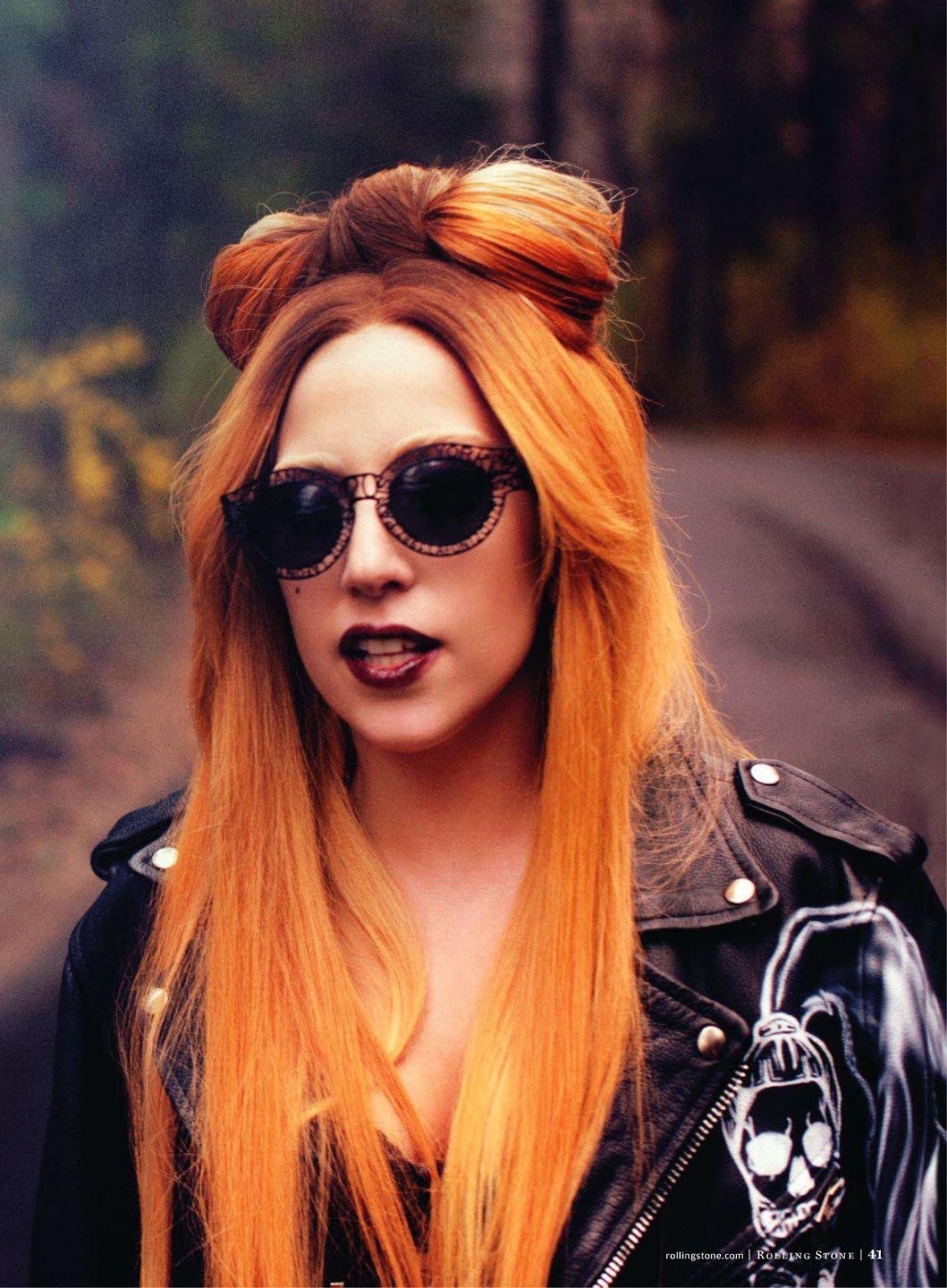 lady-gaga-2011-2.jpg