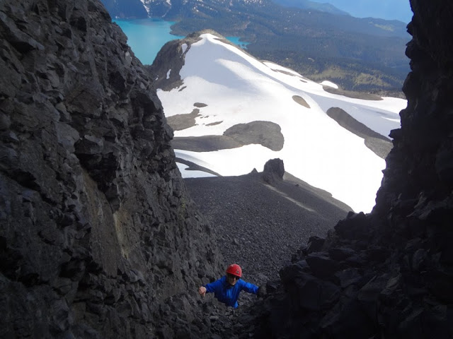 Scramble through crevasse on Black Tusk