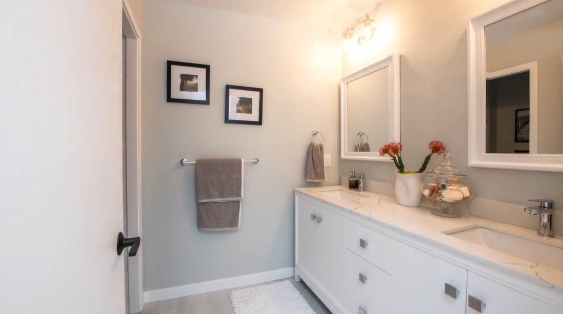 21 Photos vs. 124 Red Hill Cir, Belvedere Tiburon, CA Interior Design Luxury Home Tour
