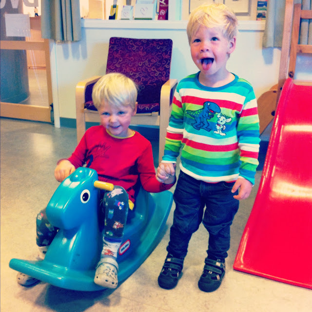 8 åring Arg Hela Tiden