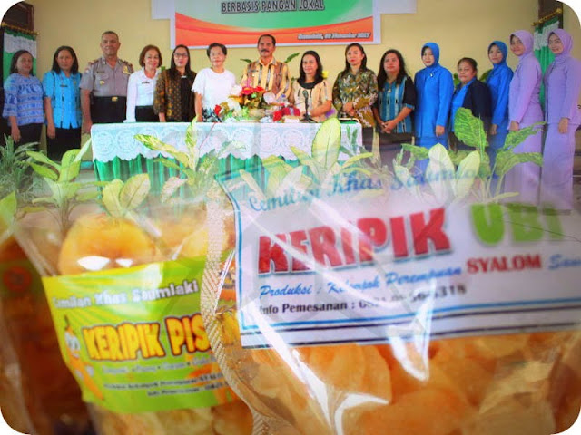 DP3APPKB Luncurkan Rumah Oleh-Oleh Cemilan Khas Tanimbar DP3APPKB Luncurkan Rumah Oleh-Oleh Cemilan Khas Tanimbar