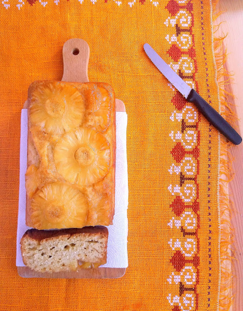 Odwrócone ciasto z ananasem / Pineapple Upside Down Bread