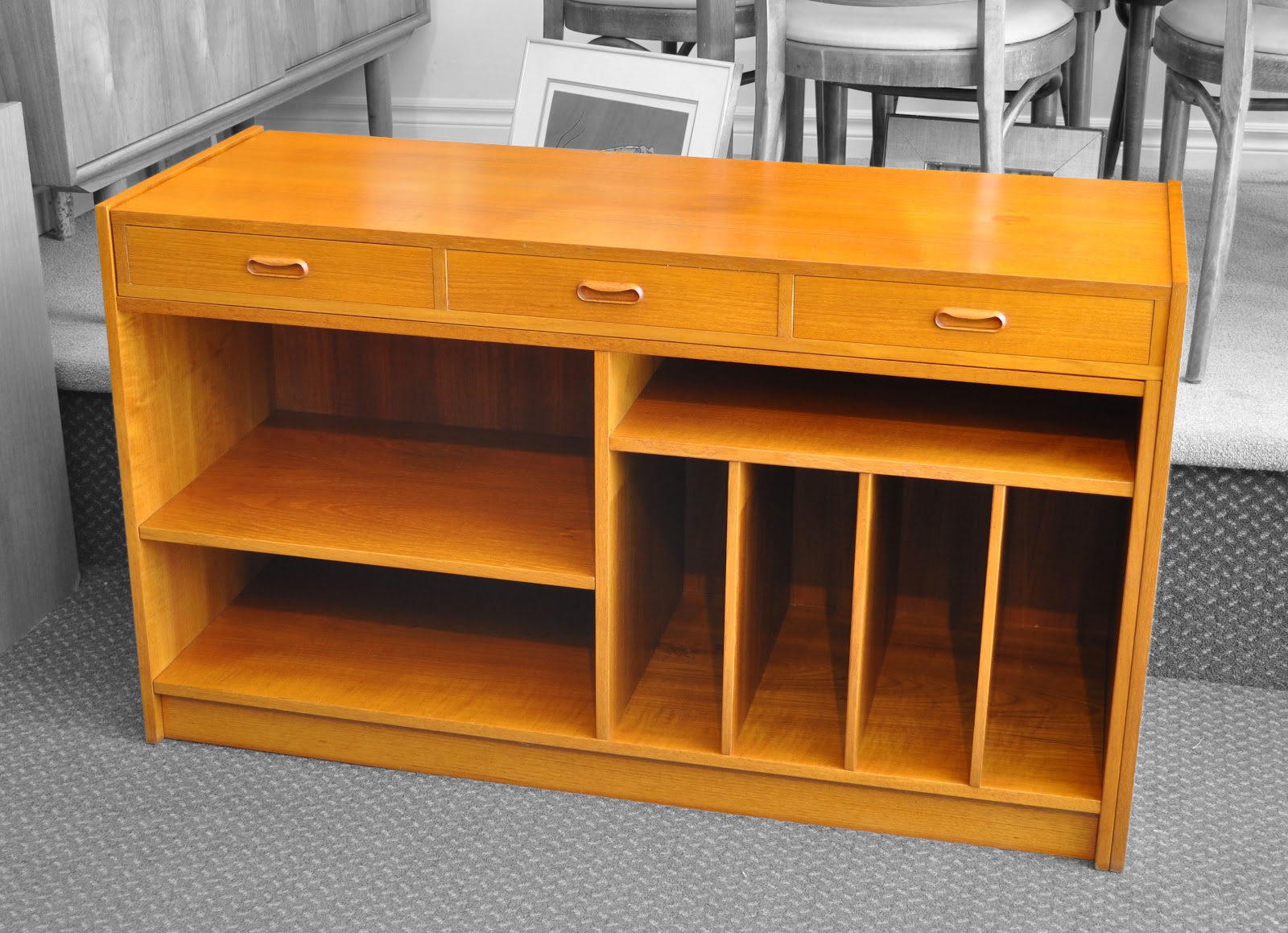 Antiques On Kent SOLD 1960's Teak Extendable Desk