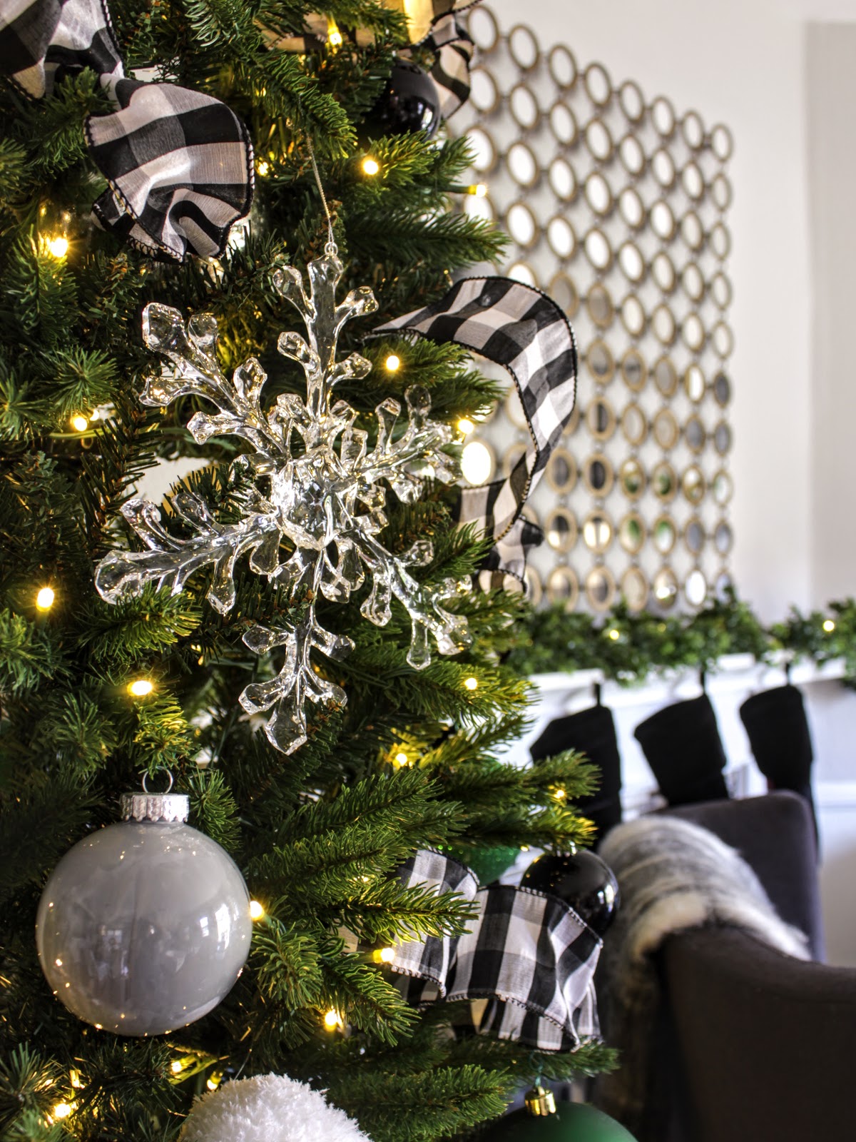 Create a festive space with these green christmas decor ideas