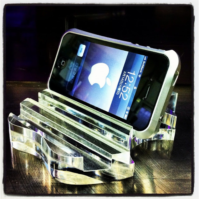 スマートフォン用スタンドの完成です