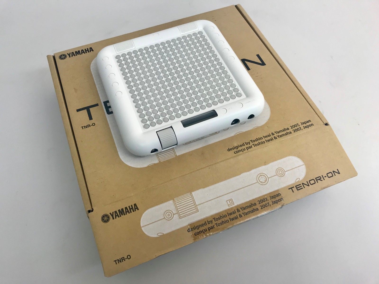 MATRIXSYNTH Yamaha TenoriOn Synthesizer Sequencer in Mint Condition w/ Original Box