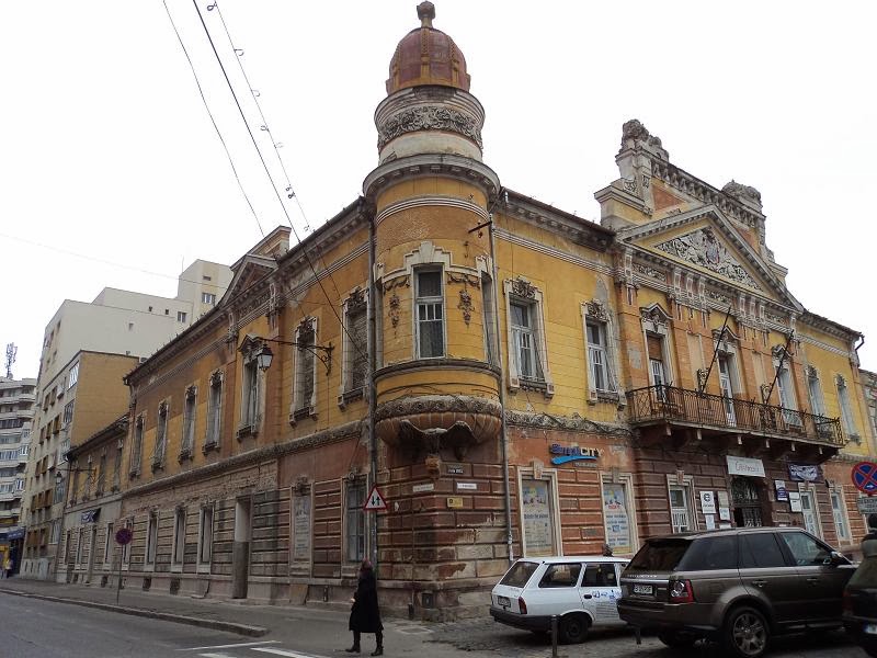 Piata Unirii din Timisoara ,Casa cu lei