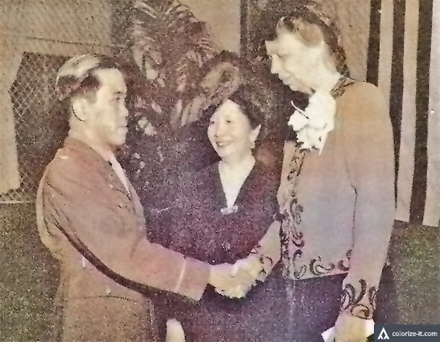 Jesus Villamor in Washington DC with the wives of US President Franklin D. Roosevelt and President Manuel L. Quezon. Image extracted from a 1944 edition of the Philippine Magazine. Jesus Villamor in Washington DC with the wives of US President Franklin D. Roosevelt and President Manuel L. Quezon. Image extracted from a 1944 edition of the Philippine Magazine.