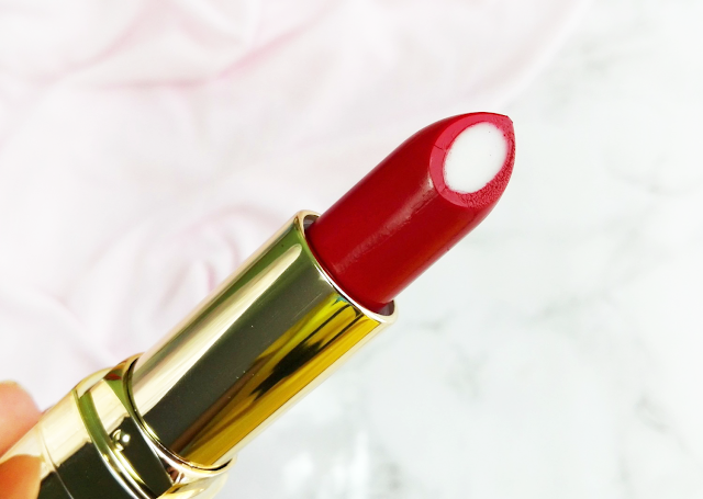 New In #22 Avon Blogger Mail: Luxe Shape Sensation Lipstick in Incredible