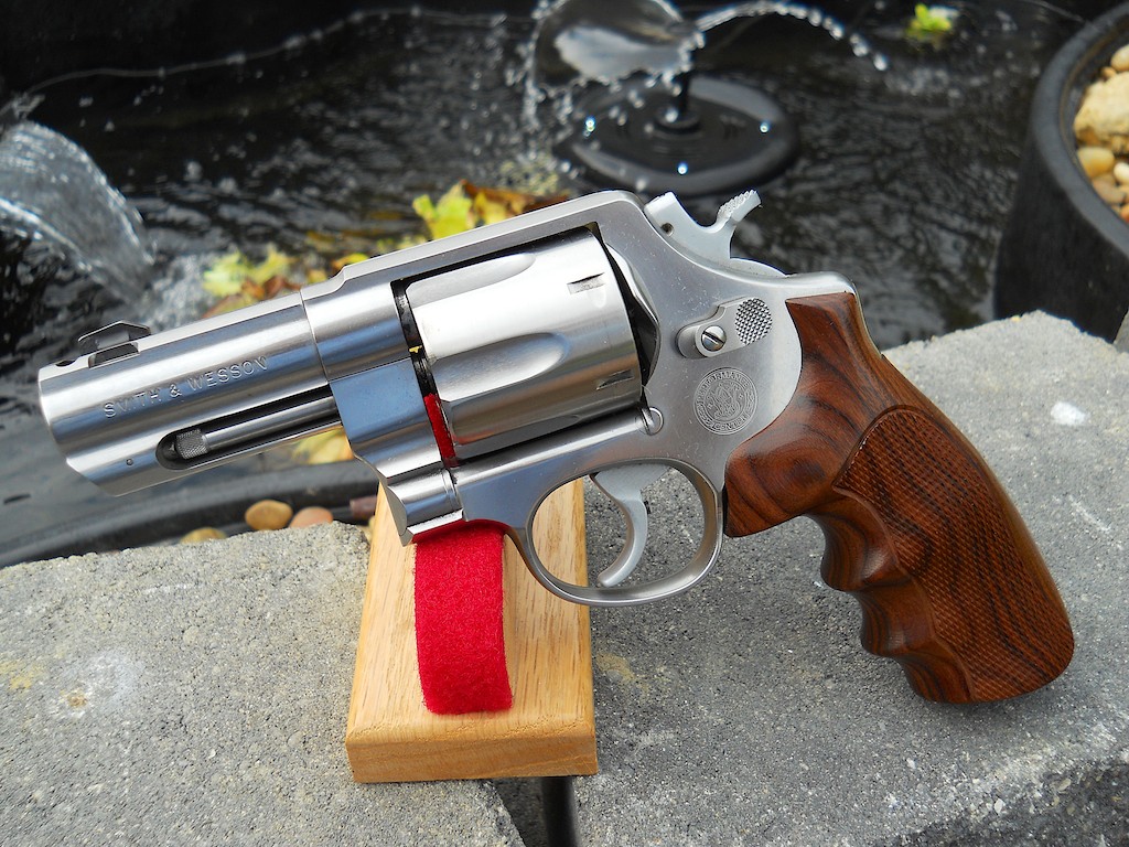 револьвер арминиус 22lr. револьвер кал. револьвер кал. револьвер кал. револьвер кольт 38.