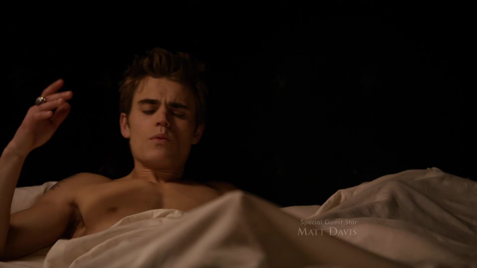 Paul Wesley shirtless in The Vampire Diaries 1-13 "Children Of The Dam...