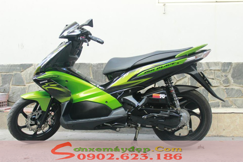 Sơn xe Air Blade Thái màu đen - xanh Z1000