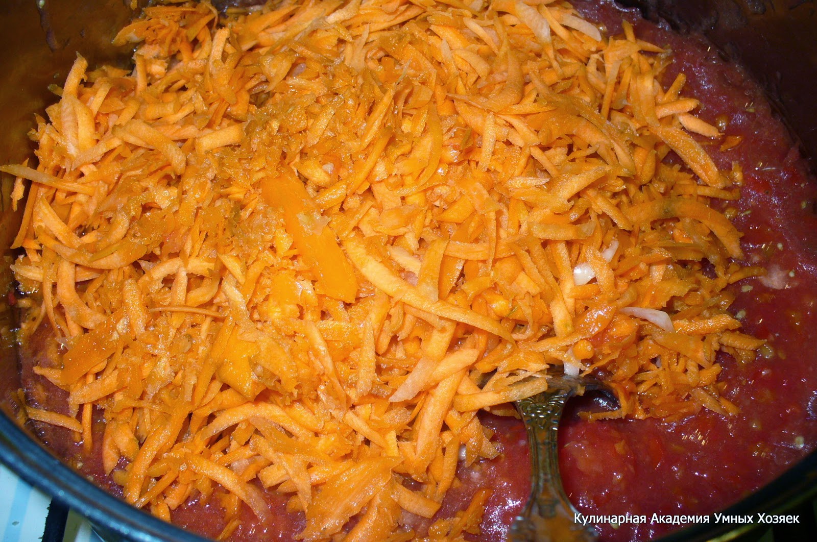 добавление моркови в салат