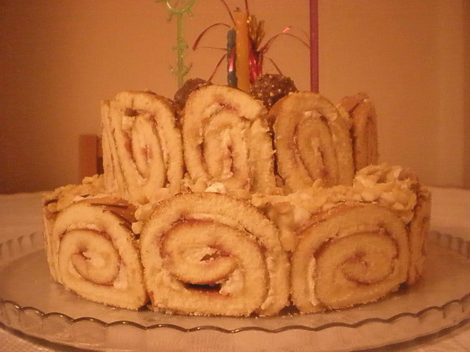 hayatın gözleri Rulo Kek ile Pratik Doğumgünü Pastası