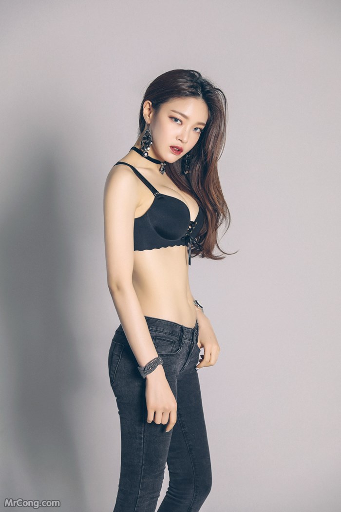 Beautiful Park Jung Yoon in lingerie, bikini in June 2017 (235 photos) photo 2-11