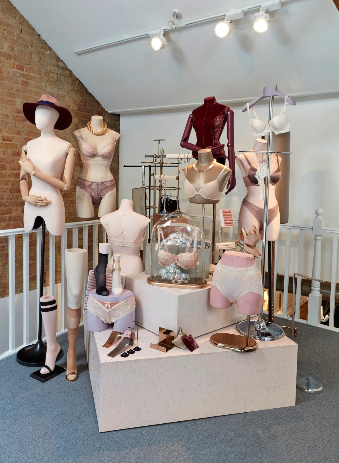 The secret life of mannequins It's what's underneath that counts!