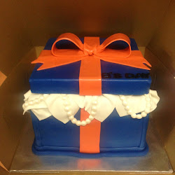 coral navy cake present cakes box mindy