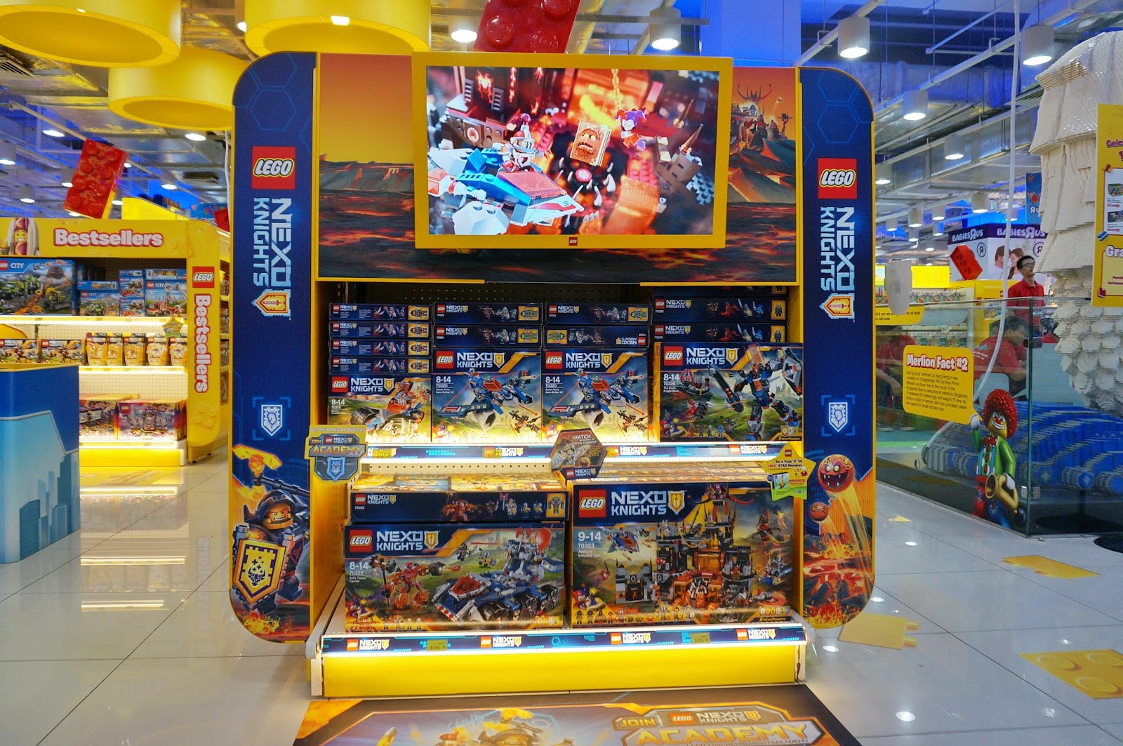 Toys"R"Us Vivocity Flagship Store Revamp!