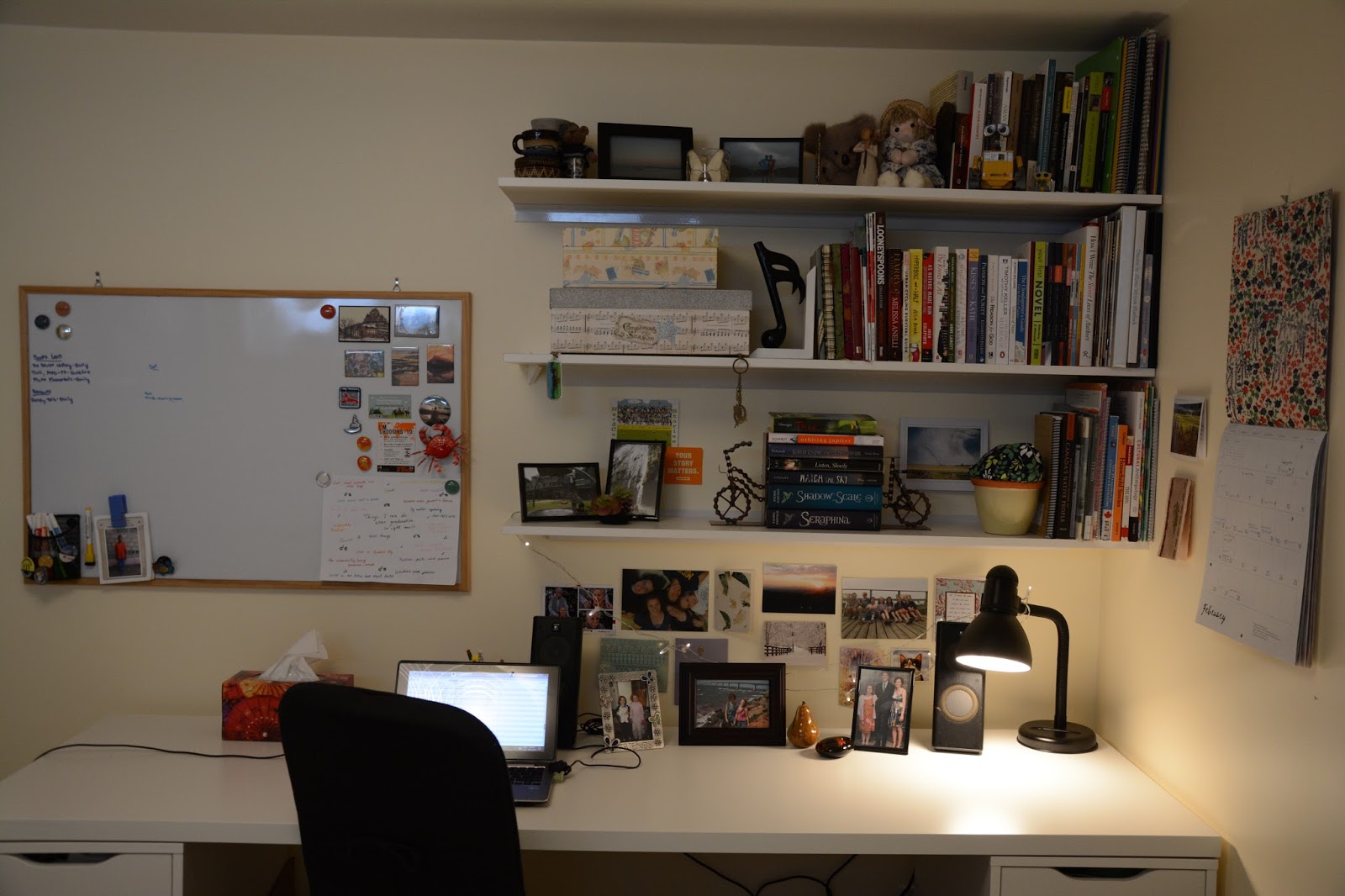 I Am Writer Hear Me Roar My Bookworm Bedroom