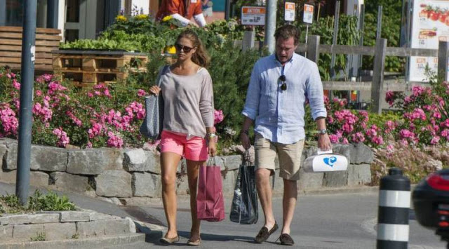 Princess Madeleine and Chris O'Neill on holiday in  Switzerland