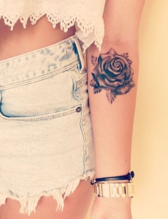 Tatuajes originales para mujer en el antebrazo