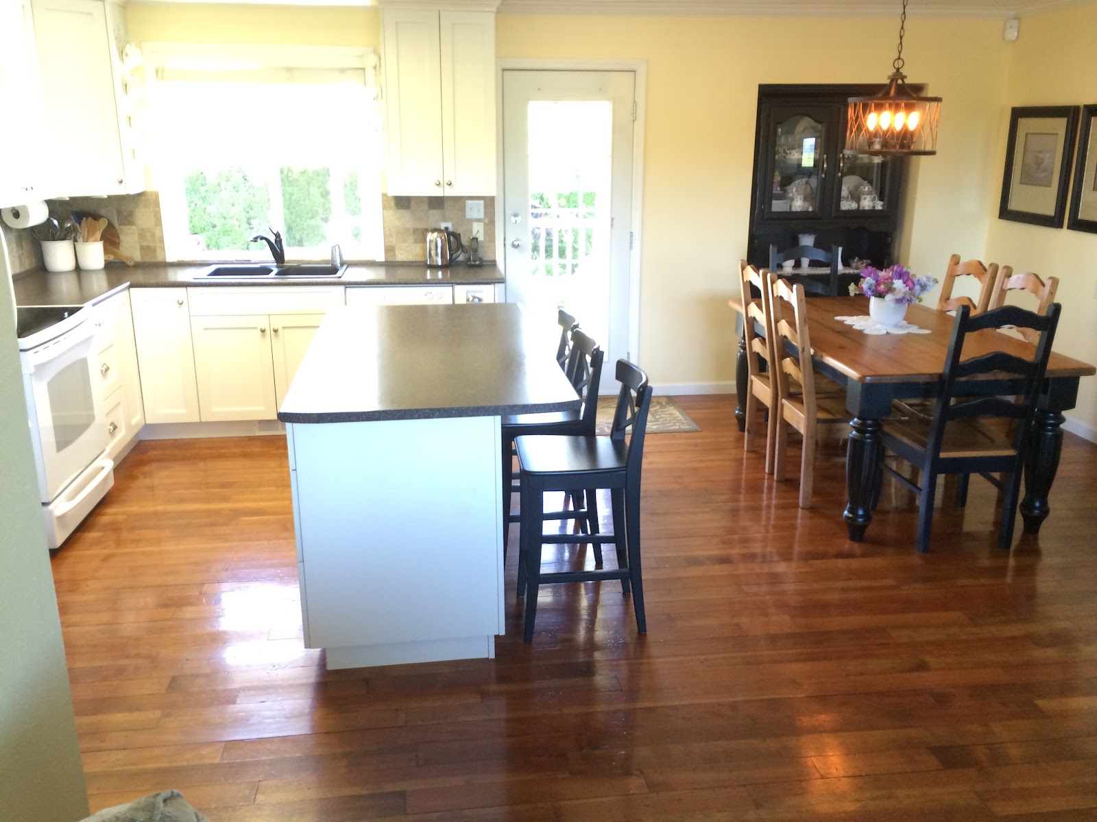 Mennonite Girls Can Cook Saturday in Lovella's kitchen