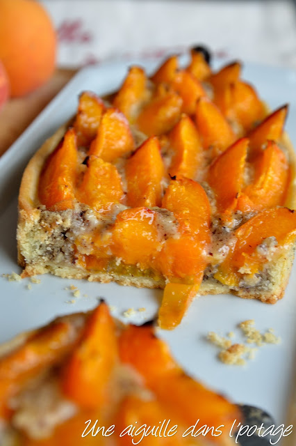 Tarte à l'abricot et crème de noisette