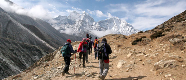 The One Income Dollar: Discover the Himalayas Through Walking