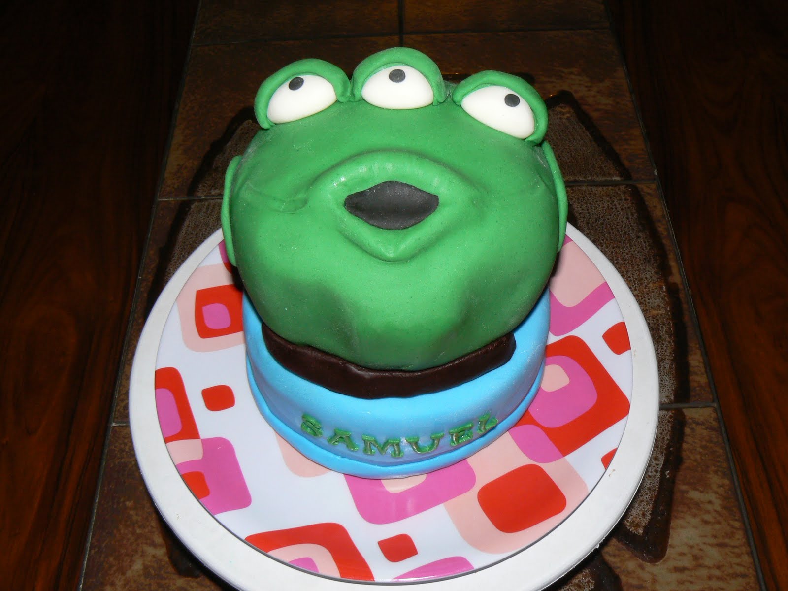 Pasteles De La Paz February 2011