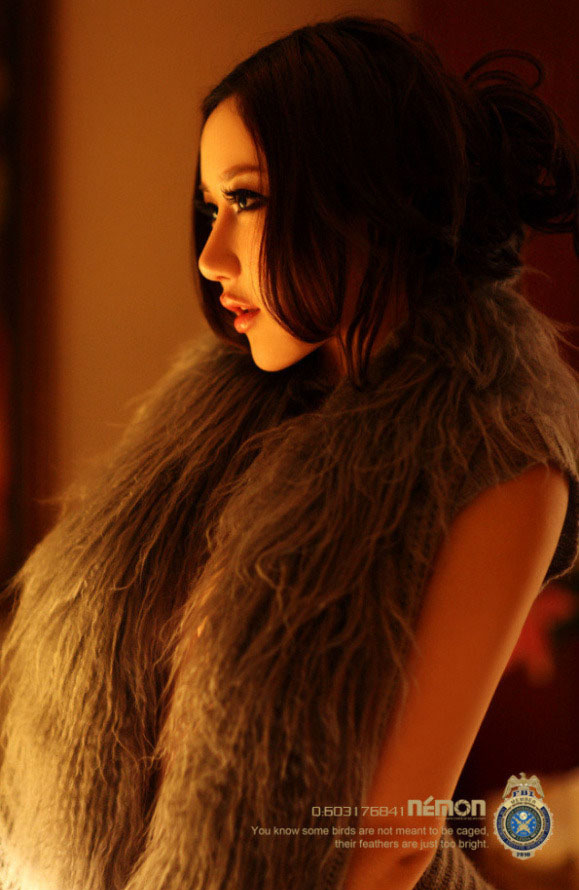 大胸美女露波罅