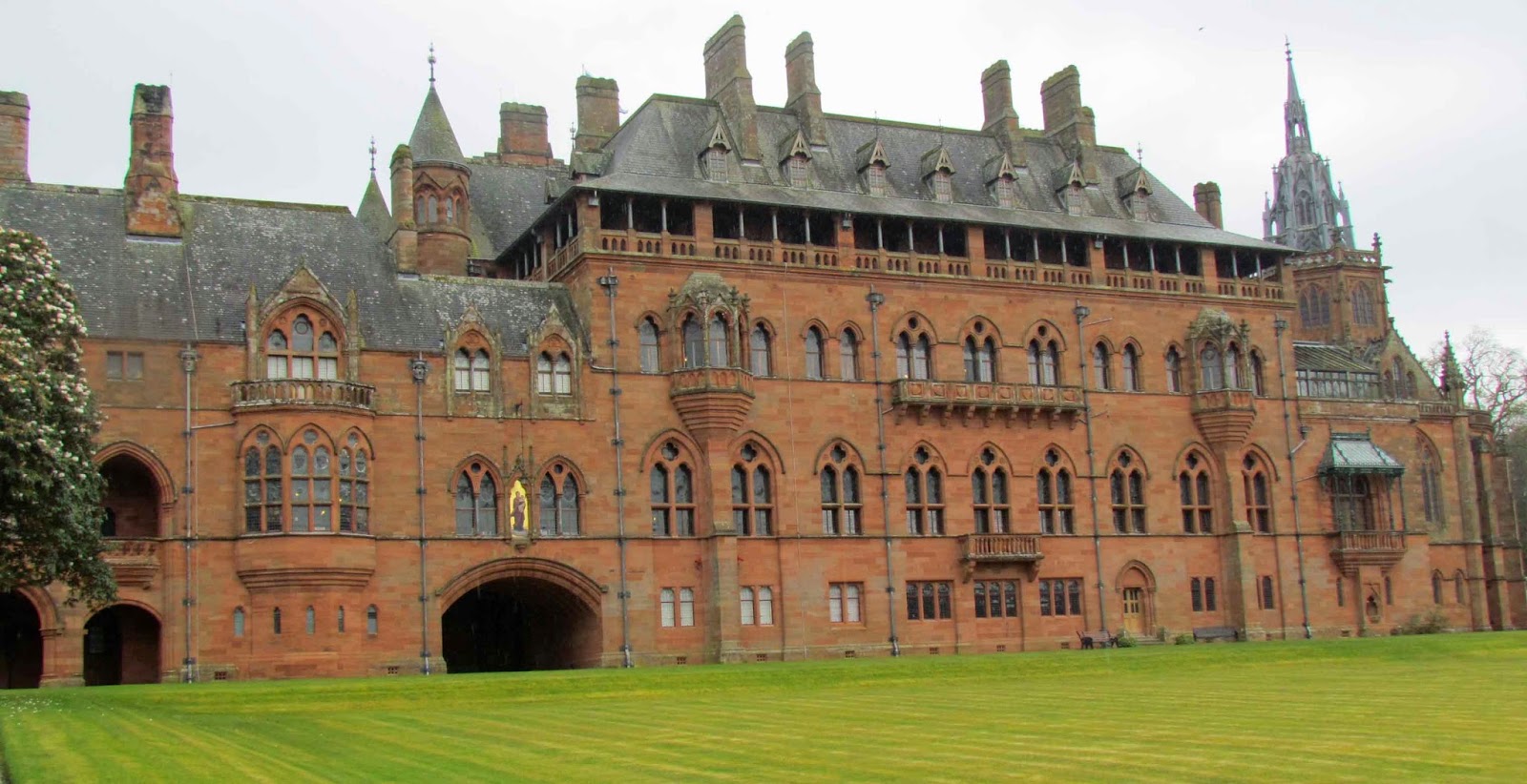 Woodlouse House Bute Gardens