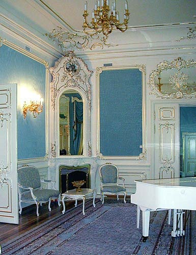 French Blue Decor My Web Value South S Decorating Blog Beautiful French Blue Rooms And Furniture