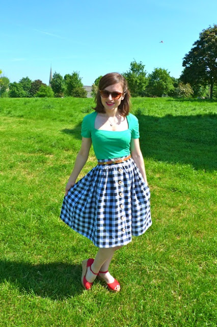 Tilly and the Buttons: The Picnic Blanket Skirt