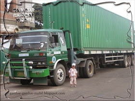 gambar mobil container