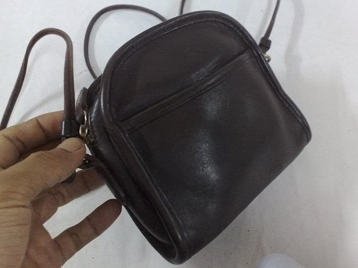 JohairiStore: COACH Brown Leather mini Sling Bag