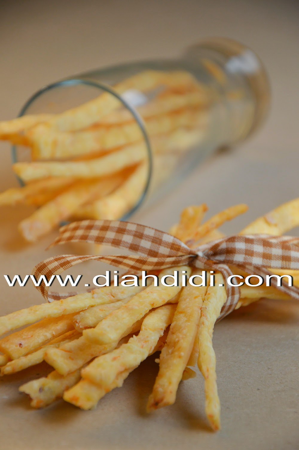 Diah Didi's Kitchen Stick Bawang Wortel