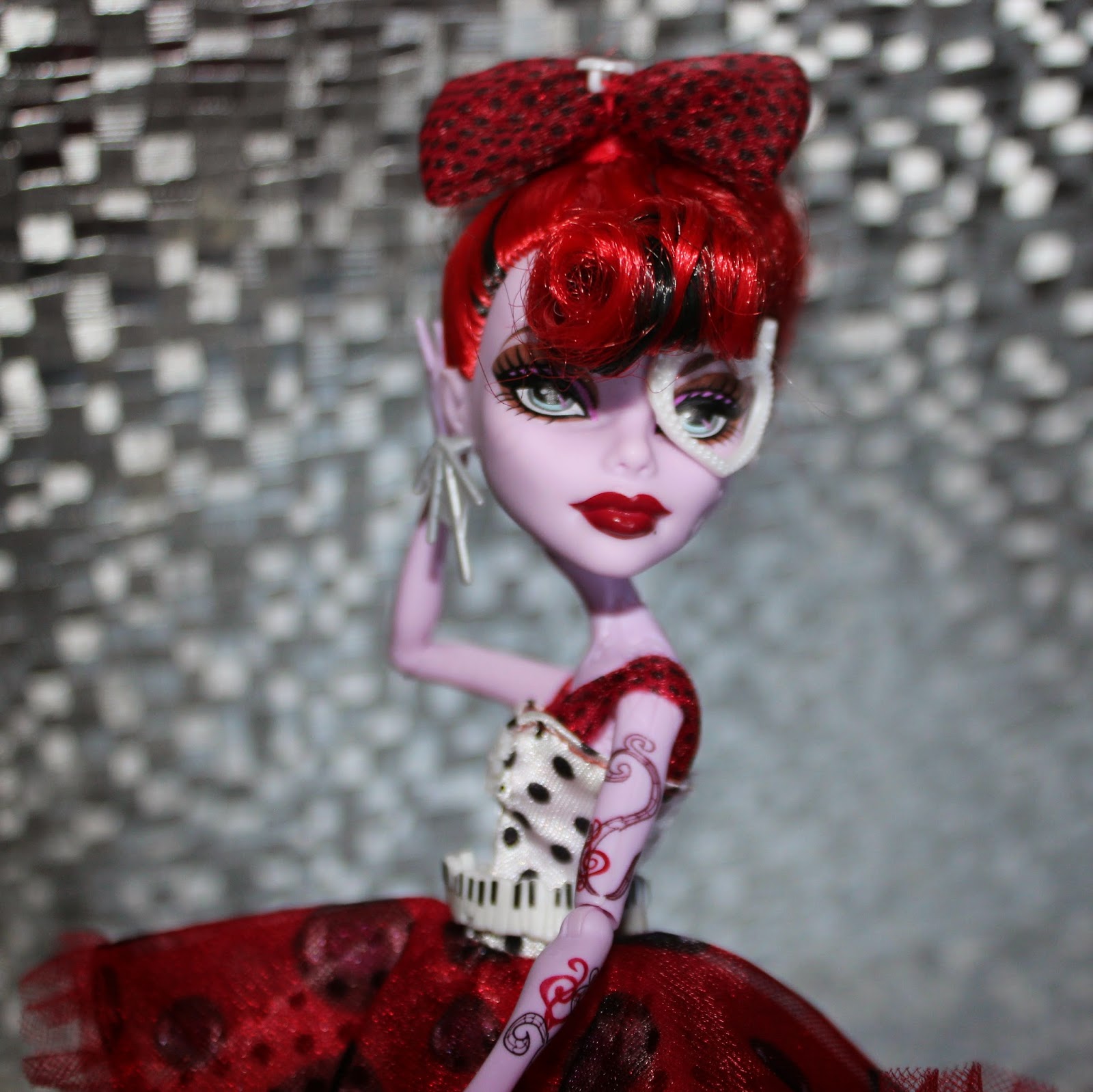 OF THE DOLLS DollADay 209 Monster High Dot Dead