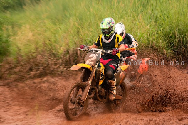 Sirkuit Motor Cross Lengkong BSD