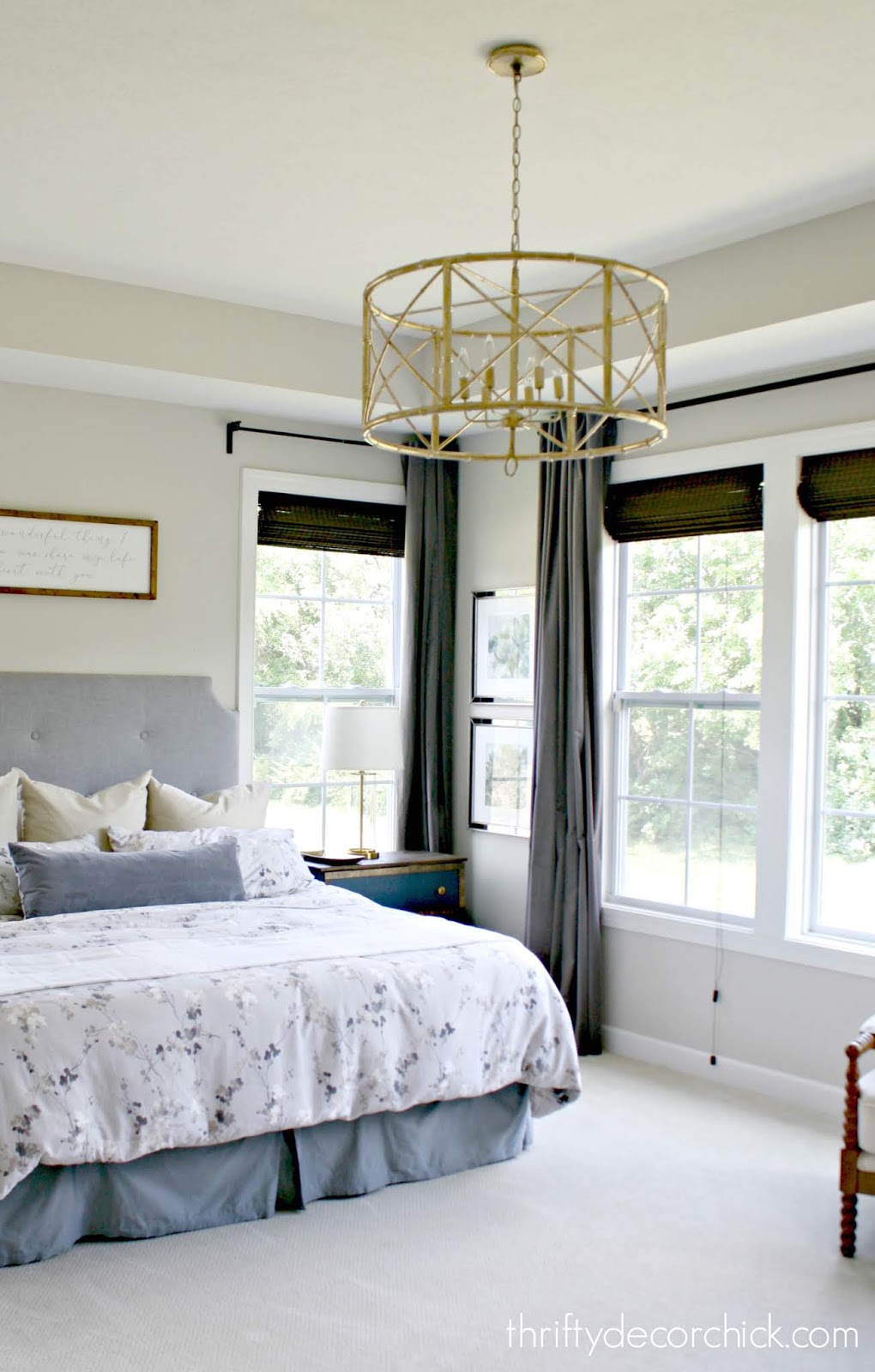 gold light fixtures for bedroom