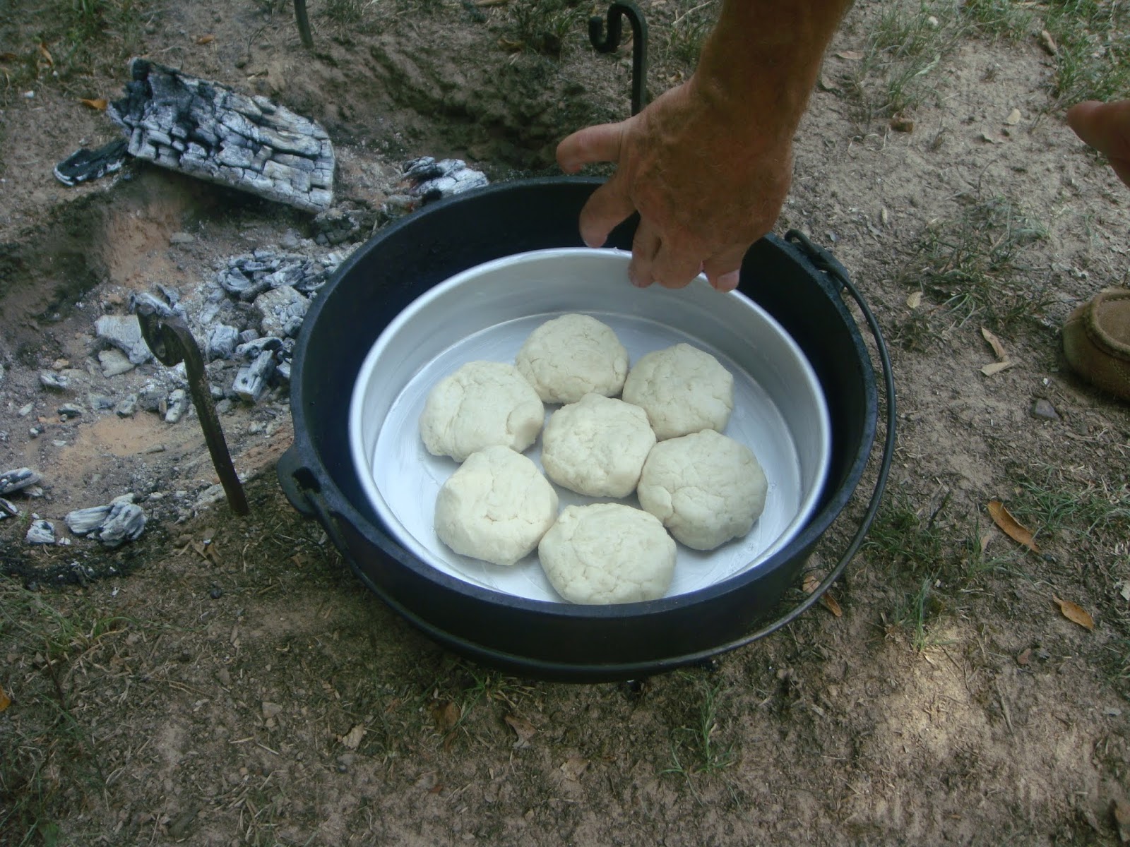 Sensible Survival Make Dutch Oven Biscuits