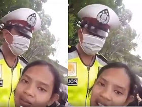 Kena Tilang Polisi, Wanita ini malah meminta maaf sambil ngevlog - Responsive Blogger Template Kena Tilang Polisi, Wanita ini malah meminta maaf sambil ngevlog - Responsive Blogger Template