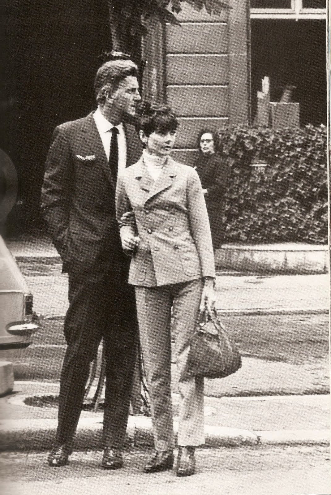 Audrey Hepburn with her Louis Vuitton Speedy 25. Hepburn found the Speedy  30 too large, so she had Louis Vuit…