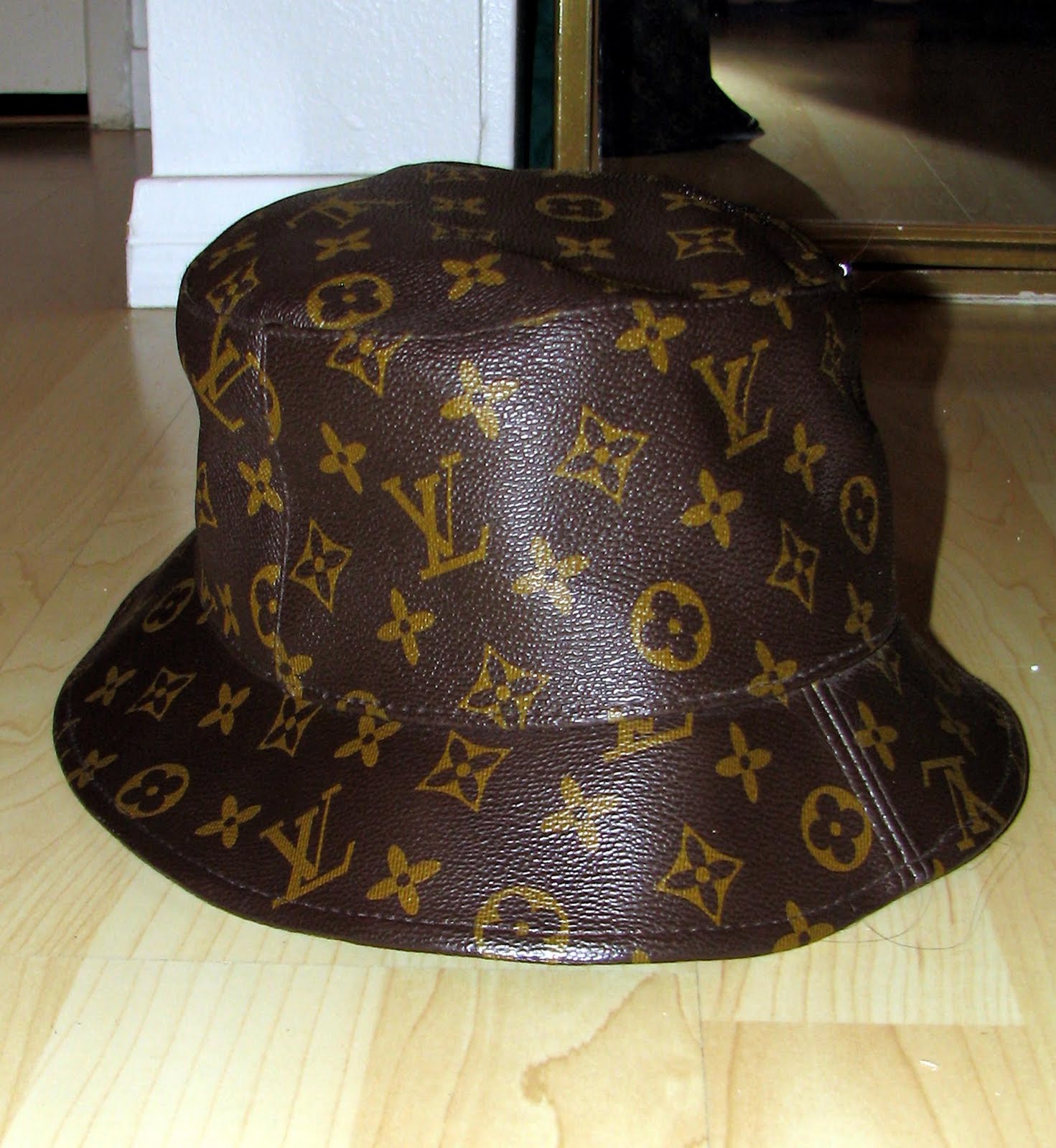 MyEbayShtuff: Louis Vuitton Bucket Hat