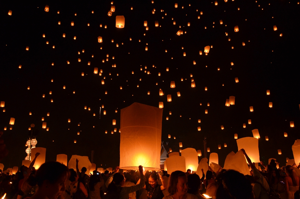 Endless Traveling Map Yi Peng Lantern Festival in Chiang Mai, Thailand