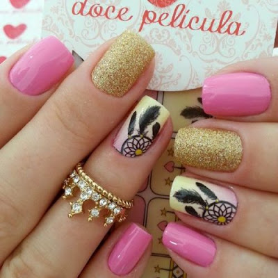 Uñas decoradas con atrapasueños Uñas decoradas con atrapasueños