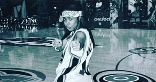 Aaliyah Photo: Aaliyah on MTV Rock'n'Jock basketball Game