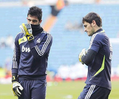 Antonio Adan and Iker Casillas during a Real Madrid match