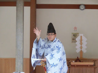 ���q������